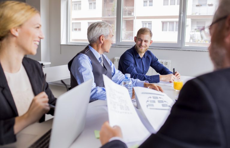 businesspeople-meeting